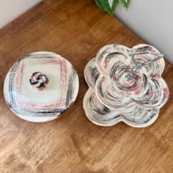 Vintage MCM California Pottery 2-Tiered Stand and Covered Serving Dish – Retro C - Picture 5 of 7